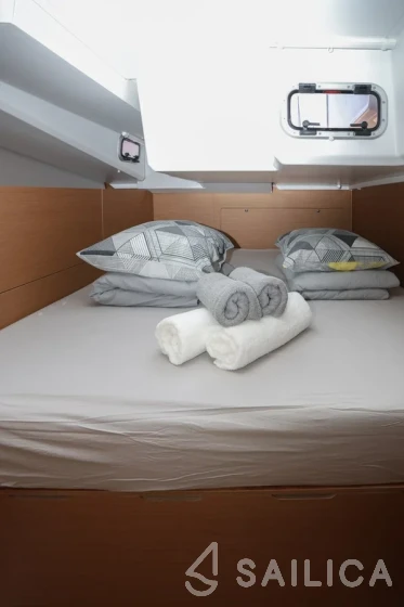 Sun Odyssey 440 - Yacht Charter Sailica