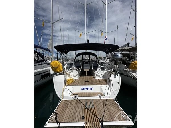 Bavaria 37 Cruiser - Yacht Charter Sailica