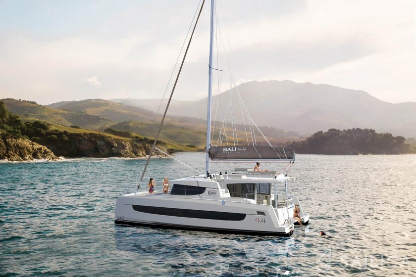 Bali 4.4 - Yacht Charter Sailica