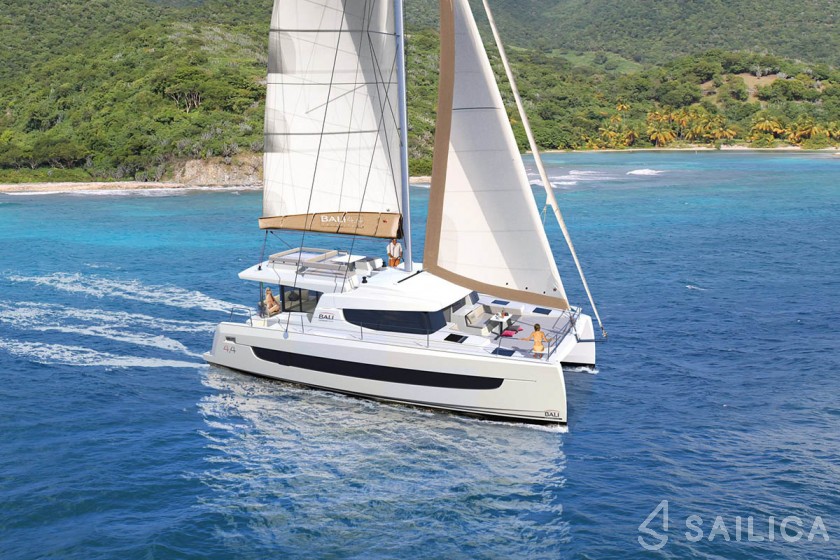 Bali 4.4 - Yacht Charter Sailica
