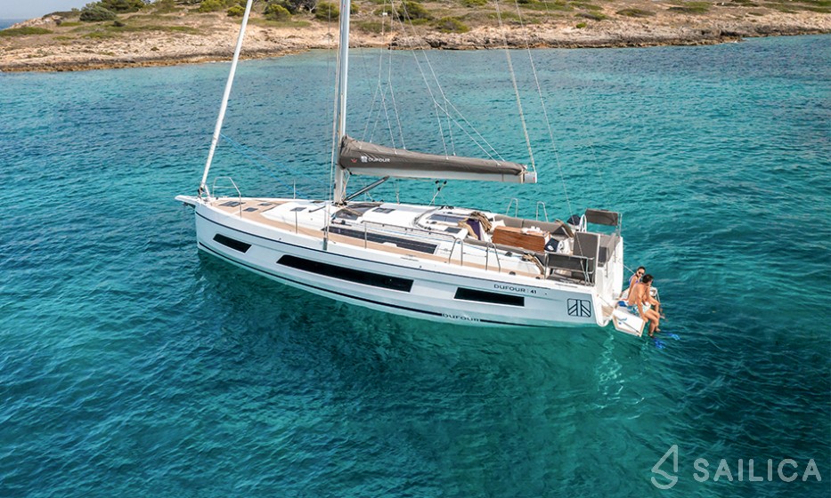 Dufour 41 - Yacht Charter Sailica