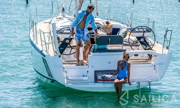 Dufour 37 - Yacht Charter Sailica