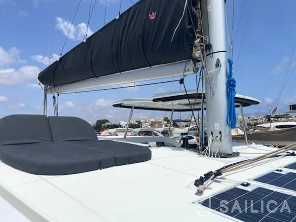 Lagoon 42 - Yacht Charter Sailica