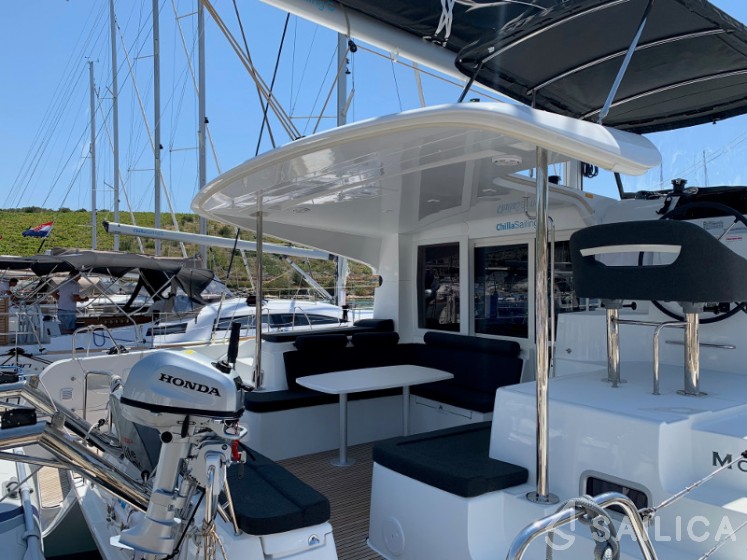 Lagoon 40 - Yacht Charter Sailica