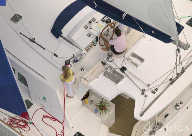 Lagoon 440 - Yacht Charter Sailica