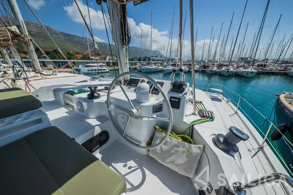 Bali Catspace - Yacht Charter Sailica