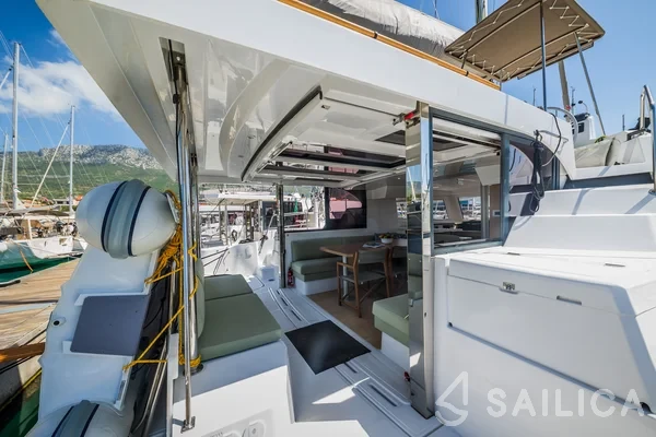 Bali Catspace - Yacht Charter Sailica