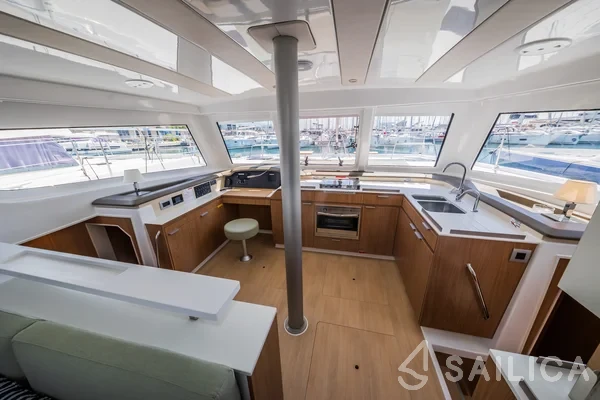 Bali Catspace - Yacht Charter Sailica