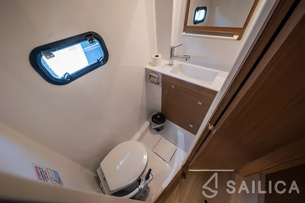 Bali Catspace - Yacht Charter Sailica