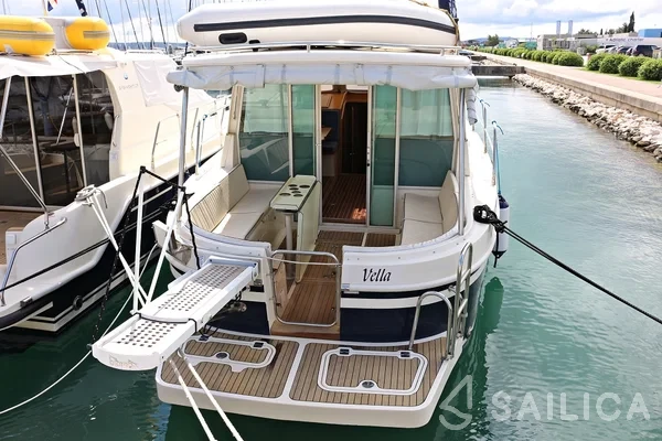 Adria 1002 Vektor - Yacht Charter Sailica