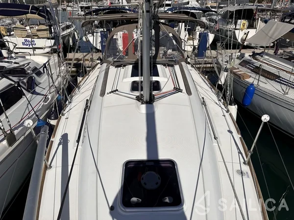 Sun Odyssey 33i - Yacht Charter Sailica