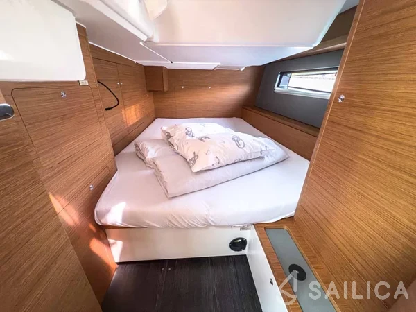 Dufour 44 - Yacht Charter Sailica