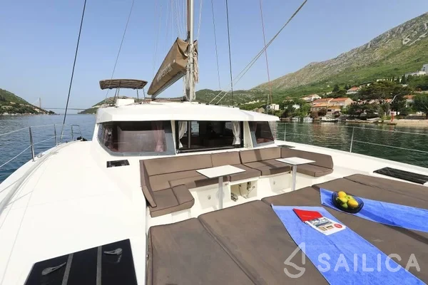 Bali 4.5 - Yacht Charter Sailica