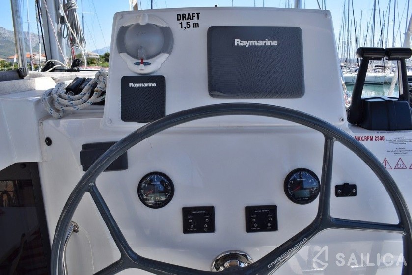 Bali 4.5 - Yacht Charter Sailica