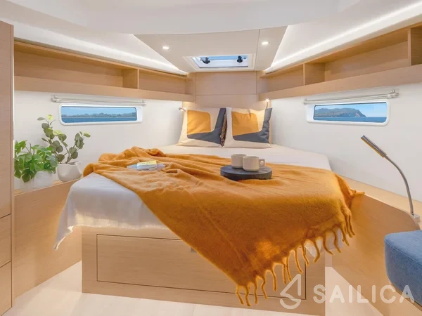Hanse 410 - Yacht Charter Sailica