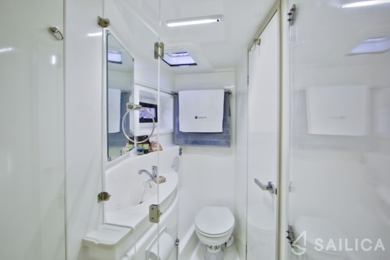 Leopard 48 - Yacht Charter Sailica