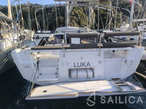 Dufour 41 - Yacht Charter Sailica