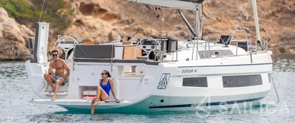 Dufour 41 - Yacht Charter Sailica