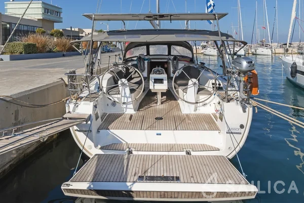 Bavaria 41 Cruiser - Yacht Charter Sailica