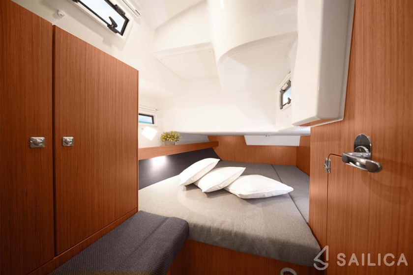 Bavaria 41 Cruiser - Yacht Charter Sailica