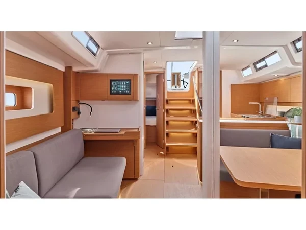 First 44 - Yacht Charter Sailica
