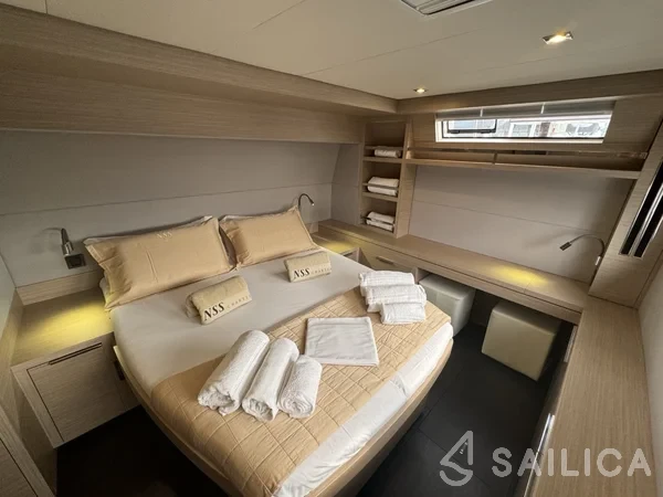 Lagoon 55 - Yacht Charter Sailica