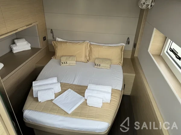 Lagoon 55 - Yacht Charter Sailica