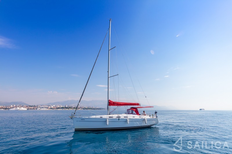 Cyclades 43.3 - Yacht Charter Sailica