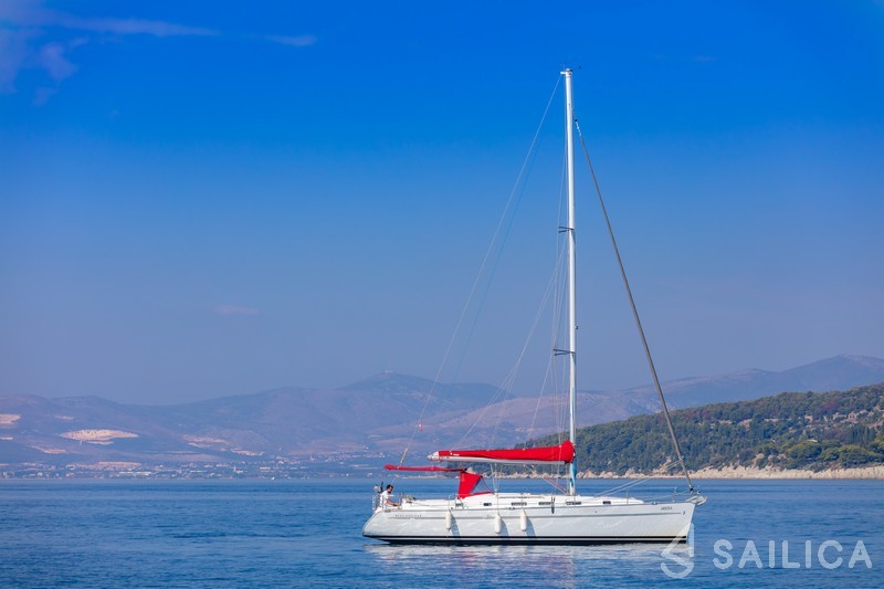 Cyclades 43.3 - Yacht Charter Sailica
