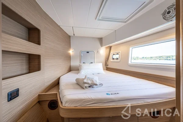 Lagoon 42 - Yacht Charter Sailica