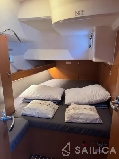 Bavaria 46 Cruiser - Yacht Charter Sailica