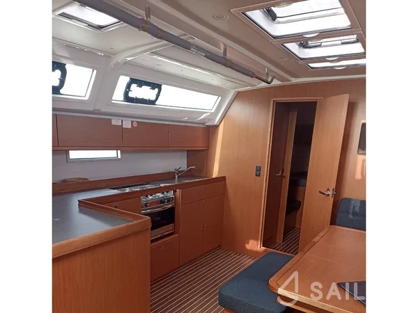 Bavaria 46 Cruiser - Yacht Charter Sailica