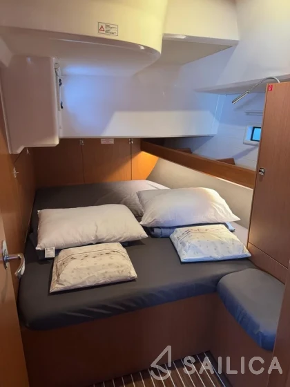 Bavaria 46 Cruiser - Yacht Charter Sailica