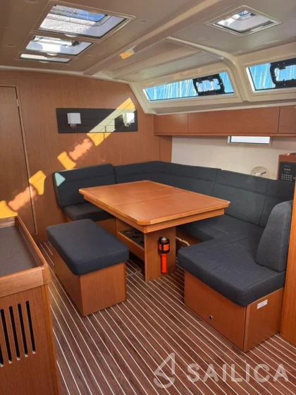Bavaria 46 Cruiser - Yacht Charter Sailica