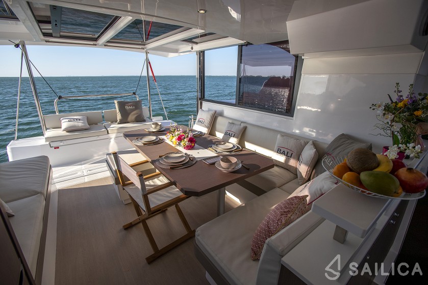 Bali Catspace - Yacht Charter Sailica