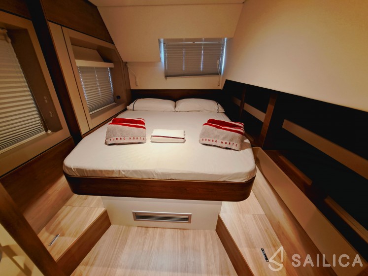 Bali 4.6 - Yacht Charter Sailica