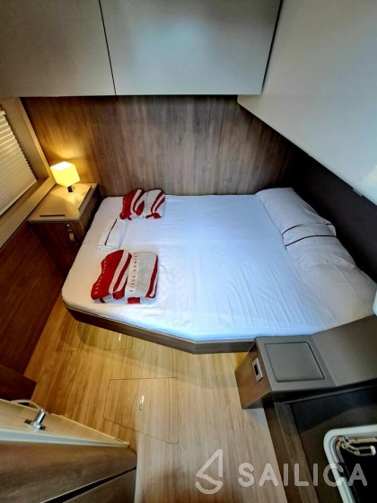 Bali 4.6 - Yacht Charter Sailica