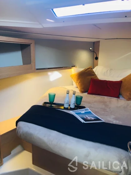 Dufour 37 - Yacht Charter Sailica