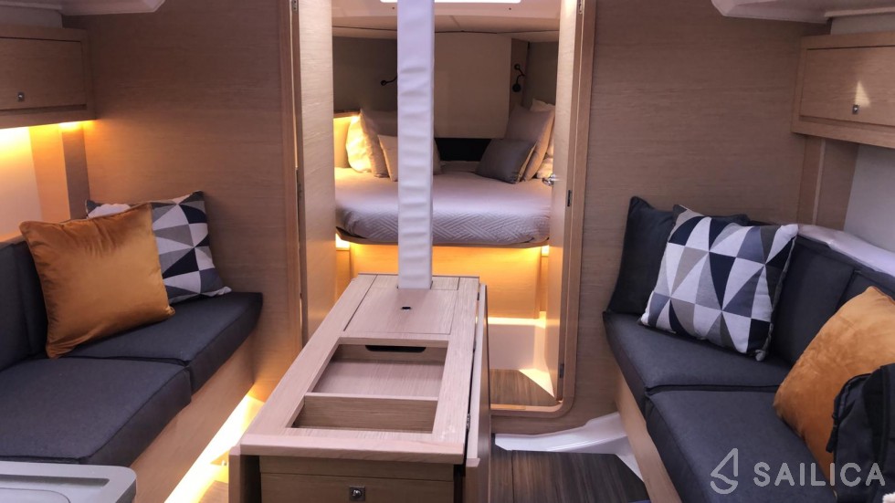 Dufour 37 - Yacht Charter Sailica