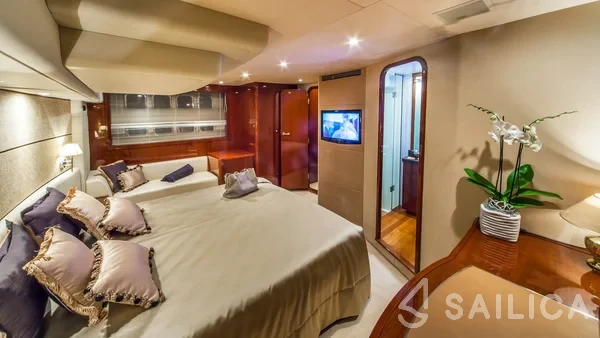 Princess 62 - Yacht Charter Sailica