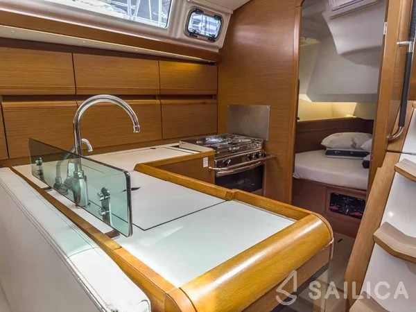 Sun Odyssey 449 - Yacht Charter Sailica