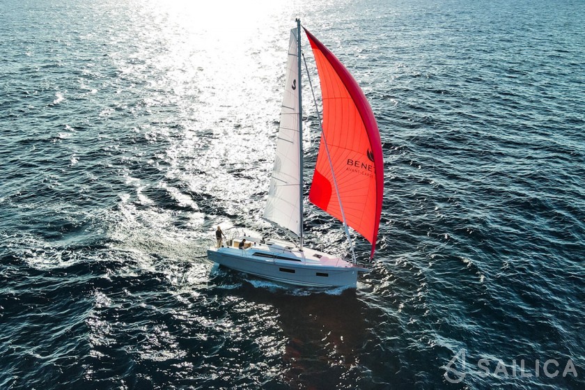 Oceanis 34.1 - Yacht Charter Sailica