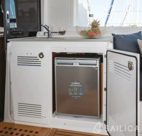 Lagoon 46  - Yacht Charter Sailica