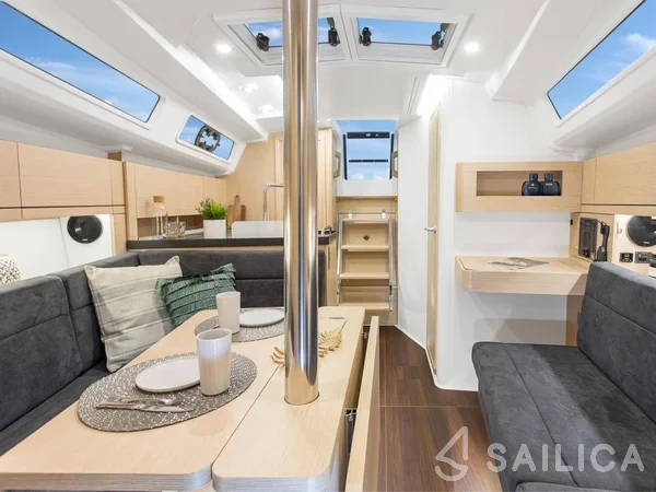 Hanse 348 - Yacht Charter Sailica