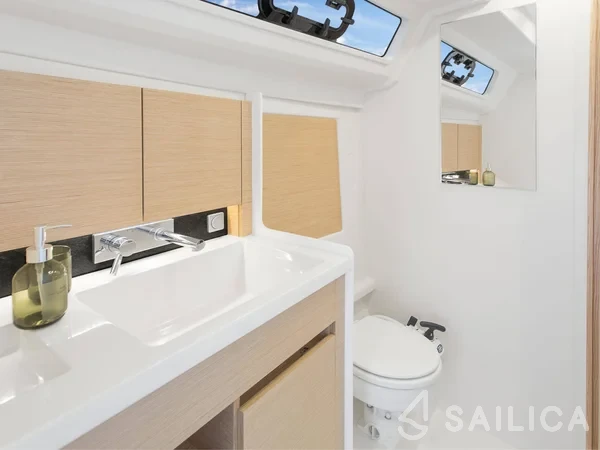 Hanse 348 - Yacht Charter Sailica