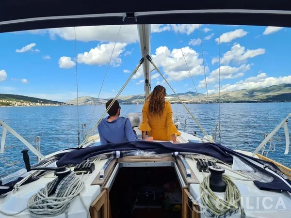 Bavaria 37 Cruiser - Yacht Charter Sailica