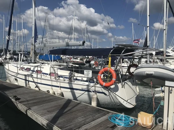 Bavaria 40 Cruiser - Yacht Charter Sailica