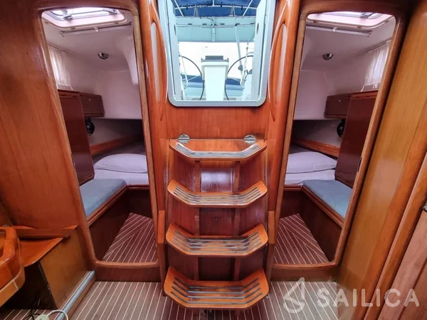 Bavaria 40 Cruiser - Yacht Charter Sailica