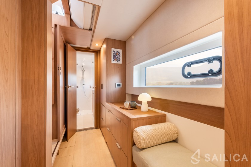 Bali Catsmart - Yacht Charter Sailica
