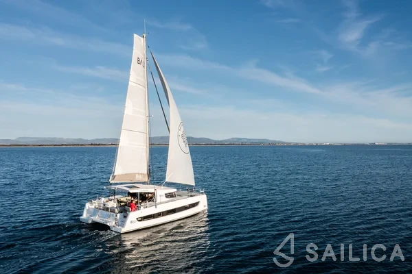 Bali Catsmart - Yacht Charter Sailica